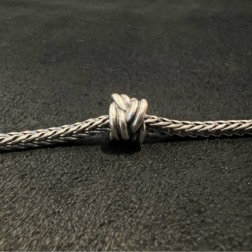 Pandora Retired Forget-Me-Knot silver charm